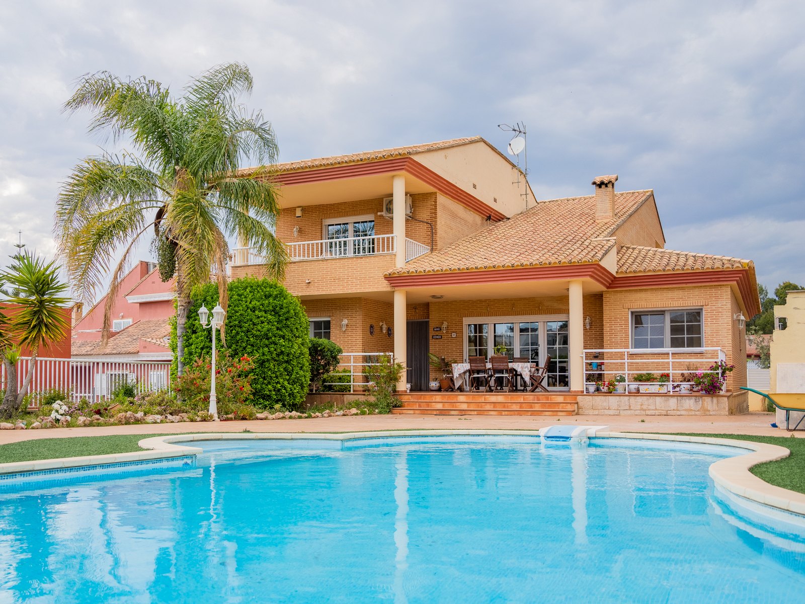 A villa with a pool in Spain